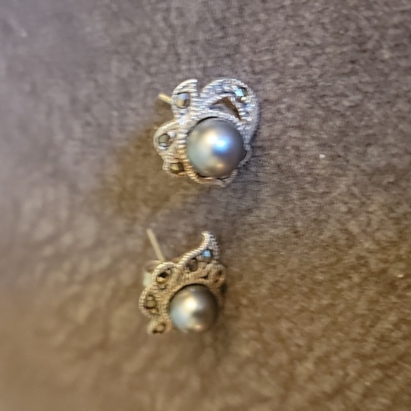 VTG Pearl Marcasite Removable Halo Formal Bridal Castlecore Post Earrings - Picture 3 of 6